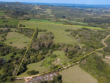 S�TIO DE 23 HECTARES NO MORRO REDONDO